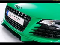 Click image for larger version

Name:	pics-max-9910-376664-2009-mtm-audi-r8-in-porsche-green-front-section.jpg
Views:	38
Size:	127.1 KB
ID:	1022299