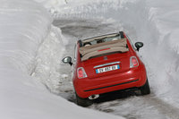 Click image for larger version

Name:	Fiat-500-Convertible-64.jpg
Views:	67
Size:	331.6 KB
ID:	978487