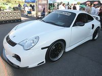 Click image for larger version

Name:	160_0611_et_12_z+2006_hin_nightshift_las_vegas+_porsche_front_driver_view.jpg
Views:	115
Size:	64.0 KB
ID:	1290698