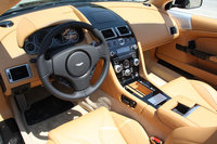 Click image for larger version

Name:	astonmartindbsvolante_spin019.jpg
Views:	327
Size:	295.0 KB
ID:	1050563