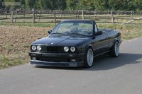 Click image for larger version

Name:	cabrio e30.jpg
Views:	117
Size:	267.4 KB
ID:	532190