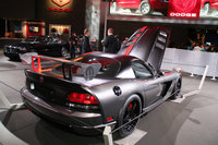 Click image for larger version

Name:	mopar-viper02.jpg
Views:	394
Size:	234.5 KB
ID:	202386