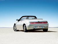 Click image for larger version

Name:	alfa romeo spider.jpg
Views:	111
Size:	328.4 KB
ID:	397147