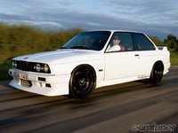 Click image for larger version

Name:	eurp_1005_01_o+1989_bmw_316+front_shot.jpg
Views:	71
Size:	51.7 KB
ID:	1504327