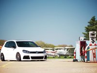 Click image for larger version

Name:	eurp-1109-01+2010-vw-gti+cover.jpg
Views:	91
Size:	45.5 KB
ID:	2350841