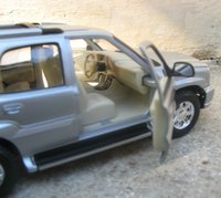 Click image for larger version

Name:	Cadillac Escalade 05.JPG
Views:	21
Size:	558.0 KB
ID:	2927939