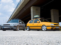 Click image for larger version

Name:	0611_eurp_16z+1995_vw_golf_vr6_and_1997_vw_gti_vr6+low_angle_view.jpg
Views:	51
Size:	74.9 KB
ID:	1516625