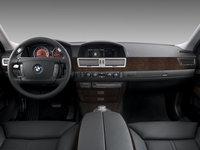 Click image for larger version

Name:	bmw_7series_760lisedan_2008_dashboard_dashboard_640x480.jpg
Views:	67
Size:	37.5 KB
ID:	641986