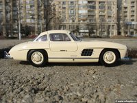 Click image for larger version

Name:	mercedes300sl01.jpg
Views:	339
Size:	409.2 KB
ID:	1968334