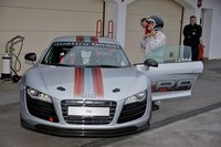 Click image for larger version

Name:	jacky-ickx-with-audi-r8-race-taxi.jpg
Views:	217
Size:	124.5 KB
ID:	847029