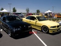 Click image for larger version

Name:	eurp_0806_57_z+2008_wustefest_las_vegas_show+bmw_e36_m3_black_and_yellow.jpg
Views:	92
Size:	51.9 KB
ID:	1307900