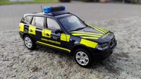 Click image for larger version

Name:	BMW X3 E83 Garde  frontiere Suisse - KYOSHO 1-43 3.jpg
Views:	7
Size:	2.85 MB
ID:	3191755