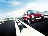 Click image for larger version

Name:	Renault-Twingo_2002_800x600_wallpaper_02.jpg
Views:	37
Size:	35.2 KB
ID:	948616