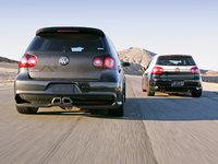 Click image for larger version

Name:	0703_ec_03_z+volkswagen_gti+r_gti_rear_view.jpg
Views:	258
Size:	59.7 KB
ID:	1747337