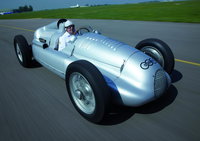 Click image for larger version

Name:	auto-union-silverarrow-type-d-replica1[1].jpg
Views:	51
Size:	182.5 KB
ID:	958050