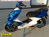 Click image for larger version

Name:	yamaha-aerox-valentino-rossi-192671226e9f8057bd-594-0-1-95-1.jpg
Views:	73
Size:	55.4 KB
ID:	2711989