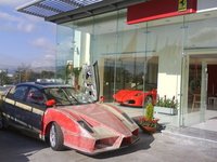 Click image for larger version

Name:	ghicitoare-weekend-ferrari-enzo-toyota-avensis-101.jpg
Views:	163
Size:	77.2 KB
ID:	2252761