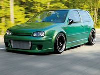 Click image for larger version

Name:	eurp_0708_01_z+2001_vw_gti+front_angle_view.jpg
Views:	194
Size:	74.9 KB
ID:	368765