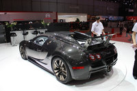 Click image for larger version

Name:	08-gen-09-mansory-veyron.jpg
Views:	854
Size:	731.5 KB
ID:	823864