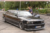 Click image for larger version

Name:	bmw_limo_3.jpg
Views:	73
Size:	175.6 KB
ID:	1026442