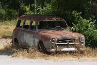 Click image for larger version

Name:	807_40_1645---Rusty-Old-Car_web[1].jpg
Views:	433
Size:	108.3 KB
ID:	1381192