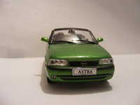 Click image for larger version

Name:	Opel Astra F cabrio - IXO ALTAYA 1-43 2.JPG
Views:	24
Size:	1.26 MB
ID:	2398325