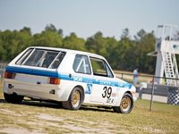 Click image for larger version

Name:	eurp_1009_05_o+1975_volkswagen_rabbit_mk1+car_39.jpg
Views:	82
Size:	69.6 KB
ID:	1647151