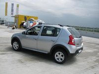 Click image for larger version

Name:	dacia-sandero-stepway.jpg
Views:	871
Size:	58.7 KB
ID:	970191