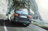 Click image for larger version

Name:	2010-volvo-s80-facelift_14.jpg
Views:	800
Size:	229.0 KB
ID:	809655