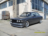 Click image for larger version

Name:	bmw taifun hella 004.jpg
Views:	496
Size:	868.1 KB
ID:	806734