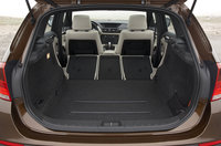 Click image for larger version

Name:	176-2011-bmw-x1-off.jpg
Views:	46
Size:	715.2 KB
ID:	991044