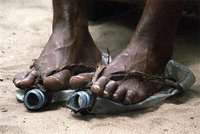 Click image for larger version

Name:	bottle-shoes-papuci-cocacola1.jpg
Views:	102
Size:	58.5 KB
ID:	990655