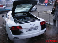 Click image for larger version

Name:	Audi R8 [ cool].jpg
Views:	235
Size:	1.20 MB
ID:	542631