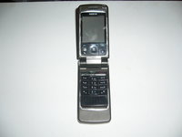 Click image for larger version

Name:	Nokia 6260.JPG
Views:	72
Size:	292.3 KB
ID:	1481579
