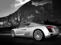 Click image for larger version

Name:	project-kahn-audi-r8.jpg
Views:	56
Size:	118.8 KB
ID:	936331