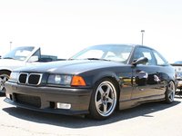 Click image for larger version

Name:	eurp_0709_07_z+2007_wustefest+bmw_3_series_coupe.jpg
Views:	120
Size:	45.7 KB
ID:	1304846