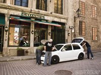 Click image for larger version

Name:	eurp-1107-08+2001-vw-gti+onlookers.jpg
Views:	102
Size:	102.0 KB
ID:	2314693