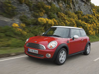 Click image for larger version

Name:	Mini-Cooper_2007_1600x1200_wallpaper_02.jpg
Views:	47
Size:	363.7 KB
ID:	381081