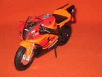 Click image for larger version

Name:	Yamaha YZF R7 - Portocalie.jpeg
Views:	61
Size:	211.5 KB
ID:	1521845