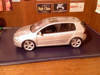 Click image for larger version

Name:	VW GOLF 5 1.jpg
Views:	86
Size:	100.8 KB
ID:	1236077