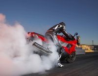 Click image for larger version

Name:	146_0606_08_z+2006_kawasaki_zx14+red_burnout.jpg
Views:	124
Size:	203.7 KB
ID:	1242075