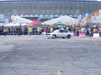 Click image for larger version

Name:	4Tuning Festival Sambata 18 Octombrie 2008 249.jpg
Views:	623
Size:	2.66 MB
ID:	673184