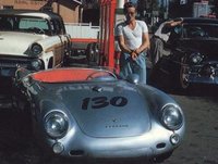 Click image for larger version

Name:	nr_17 James Dean & Porsche 550 Spyder.jpg
Views:	65
Size:	18.6 KB
ID:	1040331