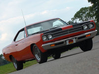 Click image for larger version

Name:	mopp_0712_15_z+1969_plymouth_road_runner+front.jpg
Views:	38
Size:	57.6 KB
ID:	405951