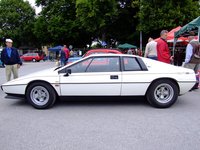 Click image for larger version

Name:	Lotus_Esprit_03.jpg
Views:	137
Size:	322.6 KB
ID:	2570375