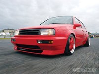 Click image for larger version

Name:	eurp_0907_01_z+1998_vw_jetta_glx+front_driver_side.jpg
Views:	107
Size:	44.1 KB
ID:	1265959