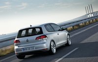 Click image for larger version

Name:	27_09golfvw.jpg
Views:	129
Size:	185.1 KB
ID:	636938