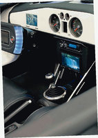 Click image for larger version

Name:	maxi_tuning_audi_tt_sonido_12interior.jpg
Views:	800
Size:	88.6 KB
ID:	978926