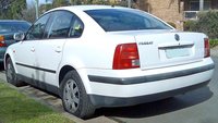 Click image for larger version

Name:	800px-1998-2001_Volkswagen_Passat_(B5)_sedan_02.jpg
Views:	33
Size:	78.5 KB
ID:	2731609