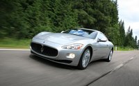 Click image for larger version

Name:	112_0710_04z+2008_maserati_granturismo+front_three_quarter_view.jpg
Views:	33
Size:	58.9 KB
ID:	331986